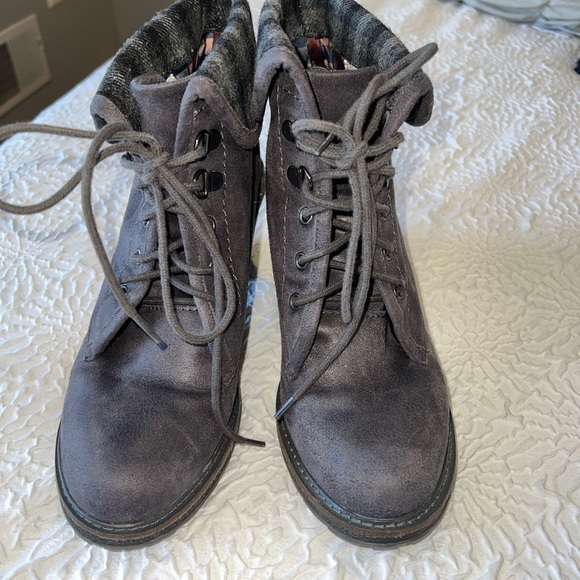 White Mountain Jay Jay Charcoal Gray leather suede Size 8.5M - Picture 12 of 12